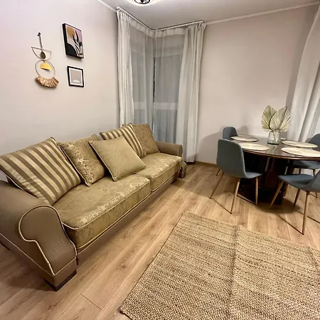 Oldtown Retro By Marina With Balcony For 6 People *