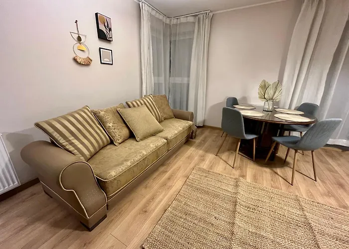 Oldtown Retro By Marina With Balcony For 6 People *