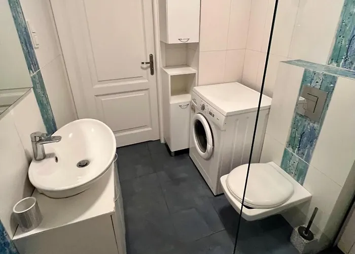 Oldtown Retro By Marina With Balcony For 6 People